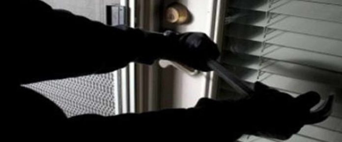 Στιγμές τρόμου για γυναίκα στο Ομόλιο. Στιγμές τρόμου για γυναίκα στο Ομόλιο