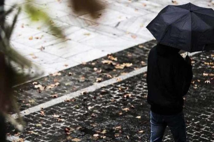 Απότομη αλλαγή του καιρού σήμερα με βροχές και κάθετη πτώση θερμοκρασίας αλλάζει ο καιρός