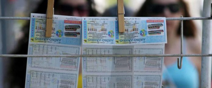 Ο Λαρισαίος είχε ξεχάσει να κοιτάξει το πρωτοχρονιάτικο λαχείο…