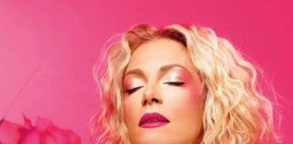 Βίκυ Καγιά: Ποζάρει ξανά σαν μοντέλο﻿