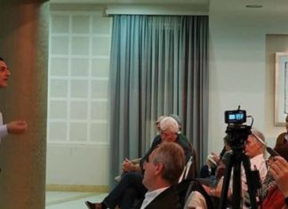 Κοσμοσυρροή στην παρουσίαση του βιβλίου του Δημήτρη Κουρέτα στην Καρδίτσα