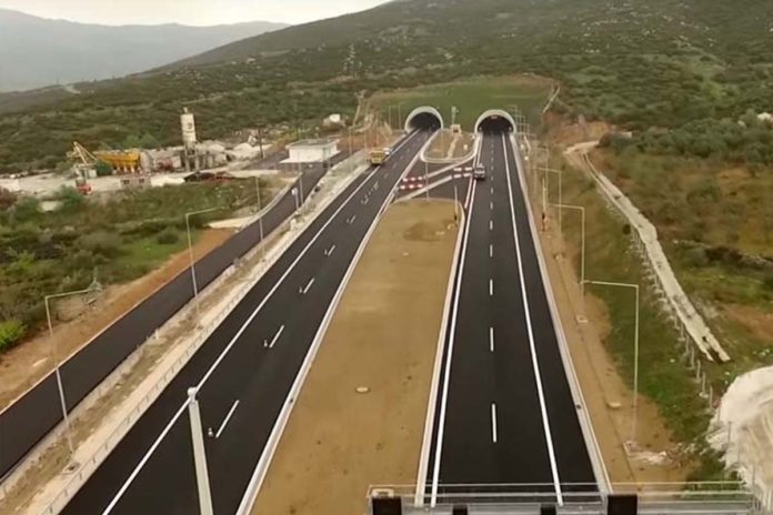 tempi Κλείνει απόψε λόγω άσκησης η εθνική οδός από τον Ευαγγελισμό μέχρι τον Πλαταμώνα