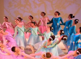 Βραδιά μπαλέτου στο ΔΩΛ Βραδιά μπαλέτου στο ΔΩΛ