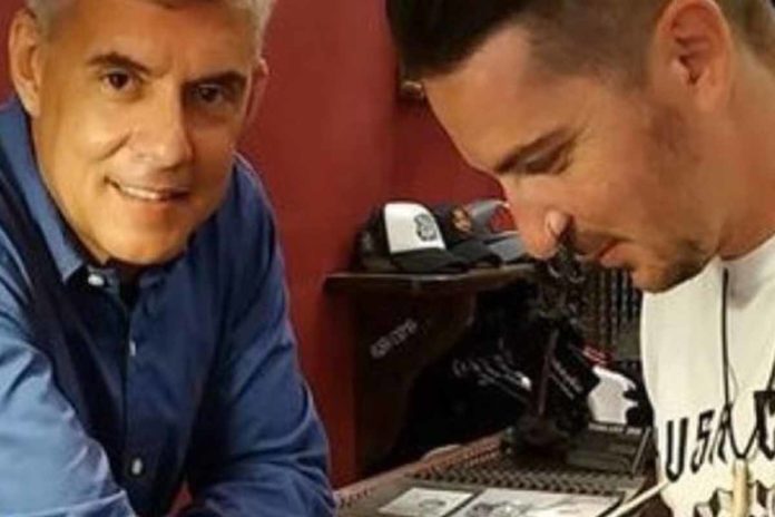 agorastossite Χτύπησε tattoo στην Σκιάθο ο Κώστας Αγοραστός – Το σχέδιο που επέλεξε (φωτο)