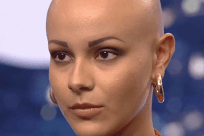 GNTM: Ποια διαγωνιζόμενη αποχώρησε; Η συμβουλή της Βίκυς Καγιά GNTM: Ποια διαγωνιζόμενη αποχώρησε;