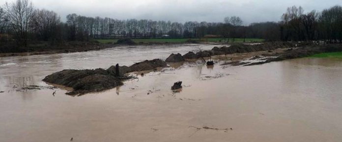 larisa Για άνδρα κάνουν λόγο τα πρώτα στοιχεία του σκελετού που βρέθηκε στο Φράγμα Γυρτώνης – Όσα βρέθηκαν στο ποτάμι