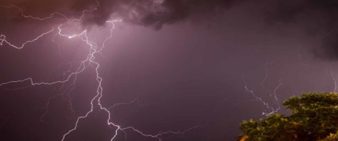 Meteo: Χαλάει ο καιρός - Θυελλώδεις άνεμοι, βροχές και έντονα καιρικά φαινόμενα