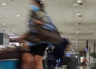 Κορωνοϊός: Ανησυχία για τα «ορφανά» κρούσματα