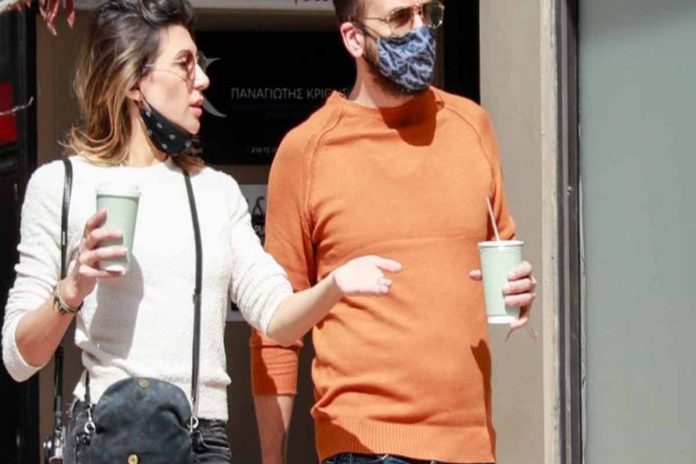 Πάνος Μουζουράκης – Τζίνα Βαρελά Πάνος Μουζουράκης – Τζίνα Βαρελά: Βόλτα στο κέντρο της πόλης για το ερωτευμένο ζευγάρι