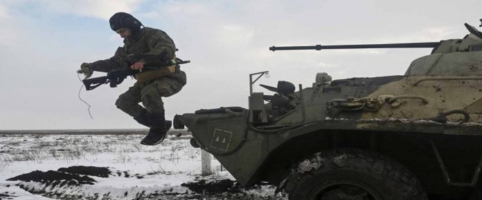 Ουκρανία: «Η ρωσική εισβολή έχει ξεκινήσει» λέει ο Βρετανός υπουργός Υγείας