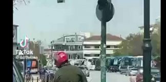 Χαλαρά ο Λαρισαίος ντελιβεράς…