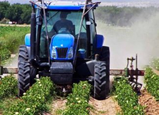 Λάρισα: Τραυματισμός 37χρονου από τρακτέρ στο Συκούριο Λάρισα: Τραυματισμός 37χρονου από τρακτέρ στο Συκούριο