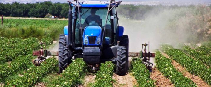 Λάρισα: Τραυματισμός 37χρονου από τρακτέρ στο Συκούριο Λάρισα: Τραυματισμός 37χρονου από τρακτέρ στο Συκούριο