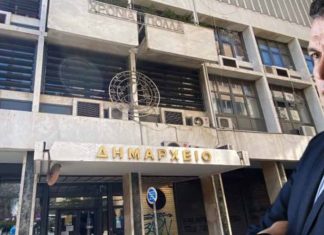 Ο Μαμάκος «έδειξε» υποψηφιότητα για τη δημαρχία Ο Μαμάκος «έδειξε» υποψηφιότητα για τη δημαρχία